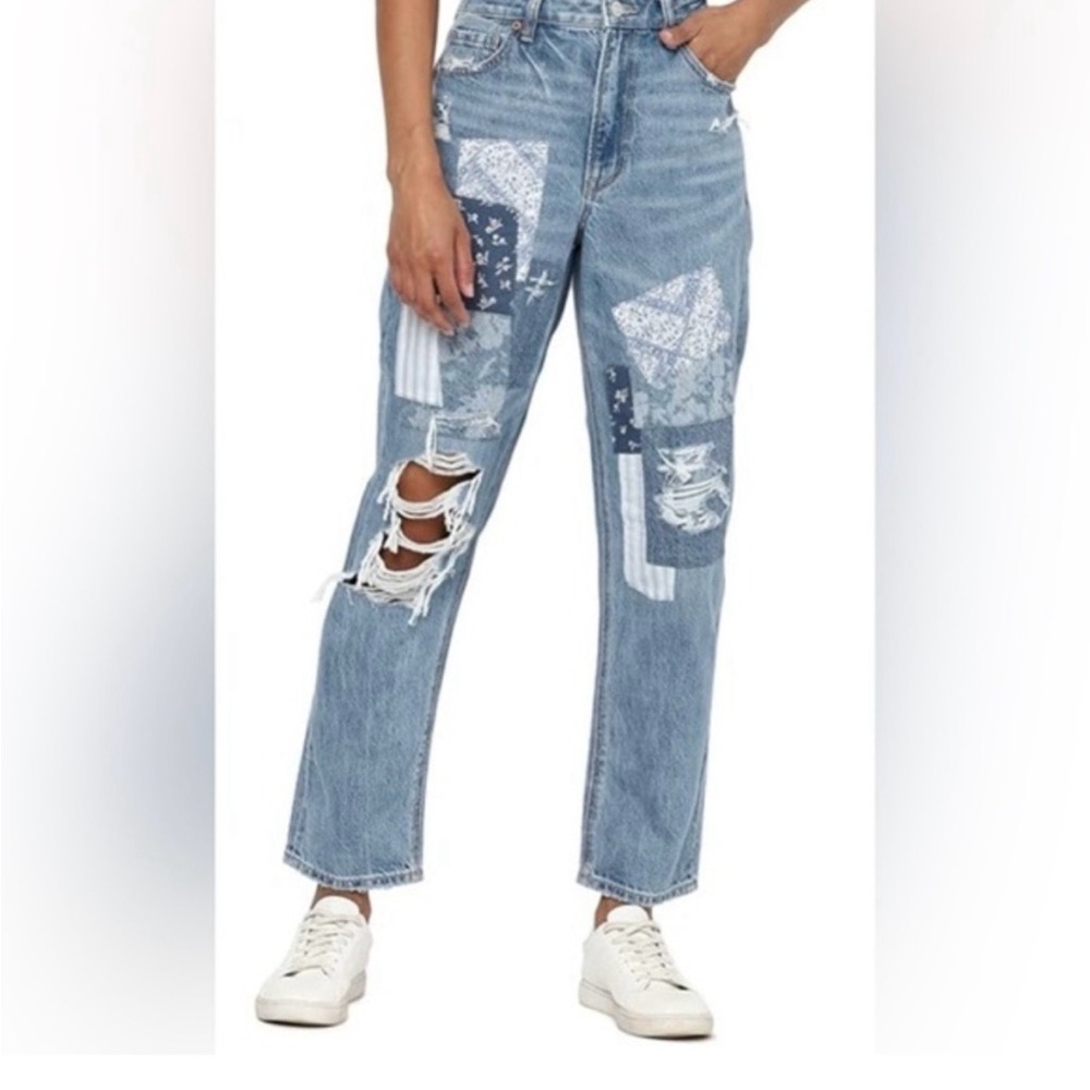 American eagle mom straight leg jeans Bnwt women size 6